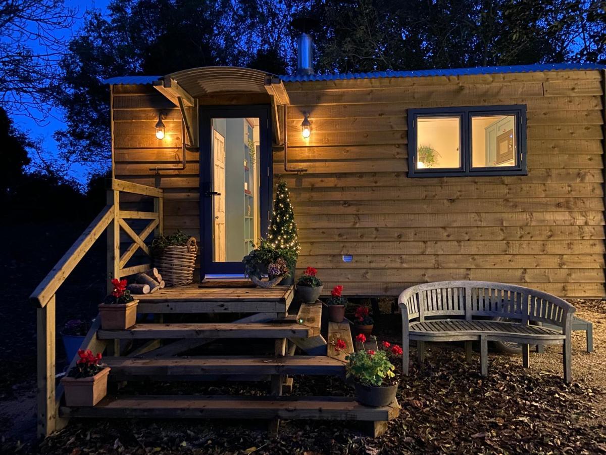 Cosy Double Shepherds Hut In Beautiful Wicklow With Underfloor Heating Throughout Rathnew Exterior photo